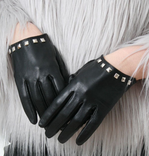Genuine Sheepskin Leather Fashion Runway Model Scoop Wrist Gloves w/ Metal Stud Trim