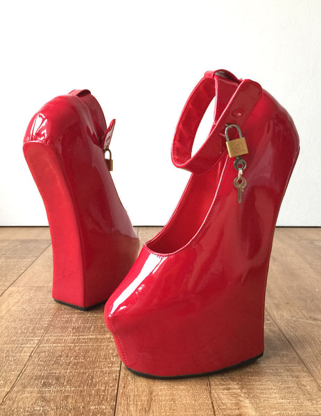 Zora Fetish Heelless Hoof Sole Platform Pump Lockable Padlock Strap Patent Red