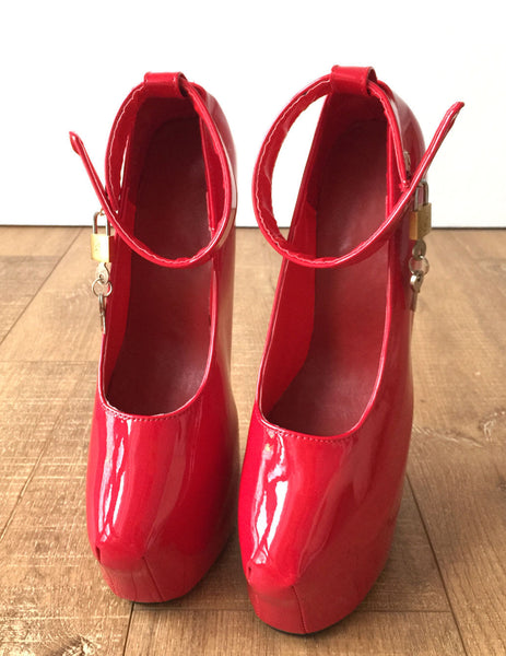 Zora Fetish Heelless Hoof Sole Platform Pump Lockable Padlock Strap Patent Red