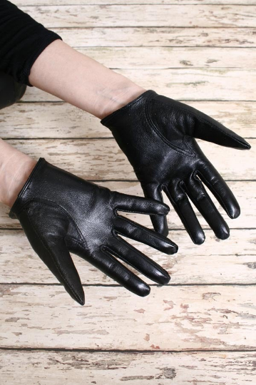 Genuine Leather Fashion Runway Punk Rock Keyhole Lady Slim Gloves Wrist Elastic