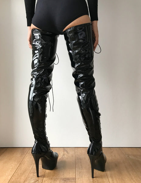 RTBU JACKIE 15cm Platform Crotch Burlesque eel LaceUp Zip Black Patent