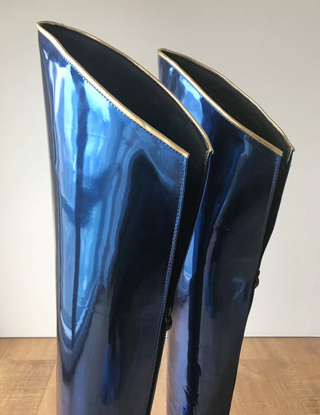 RTBU SLICK 18cm Stiletto Hard Shaft Rear Zip Gold Piping Thigh Boot Blue Metallic