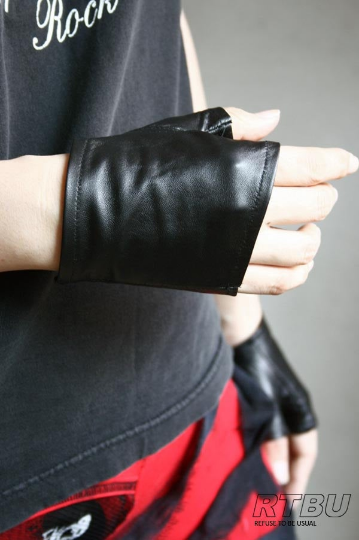 Genuine Leather Extra Soft Lambskin Punk Boxing Fighting Biker Riding Fingerless Glove