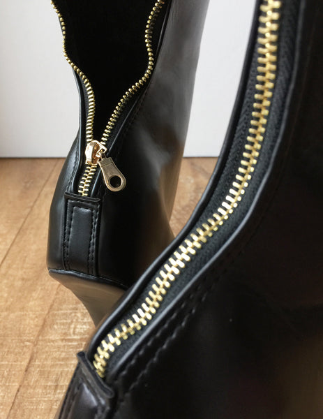 RTBU ANTON Heavy Hoof Heelless Knee Pony Stallion Golden Metal Zip Black Matte
