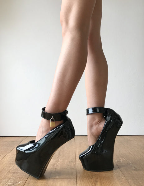 Zora Fetish Heelless Hoof Sole Platform Pump Lockable Padlock Strap Patent Black