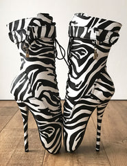 18cm BALLET Zebra Print Textured Calf Hi Fetish Boot Charm Burlesque Dominatrix